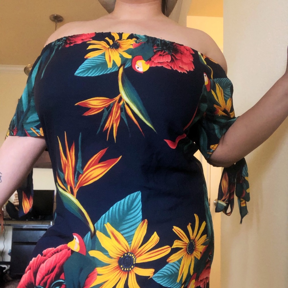 Off Should Tropical Print Dress